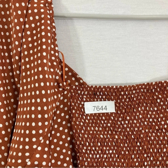 New Code X Mode Polka Dot Smocked Back Crop Top Size Large - Picture 8 of 9